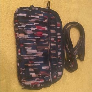 Lug bag. Very good condition.